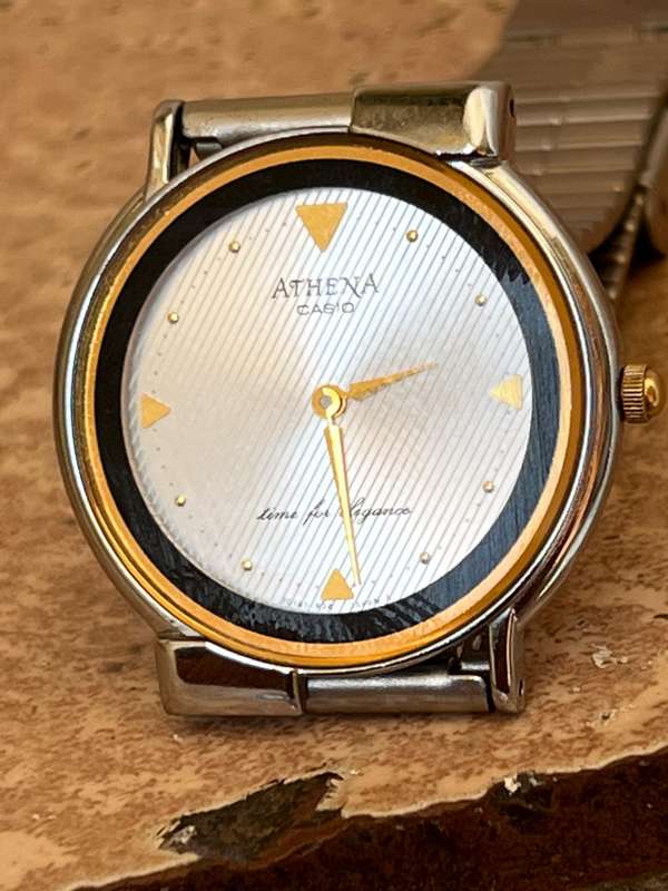 STUNNING CASIO ATHENA LADIES WATCH IN EXCELLENT WORKING CONDITION