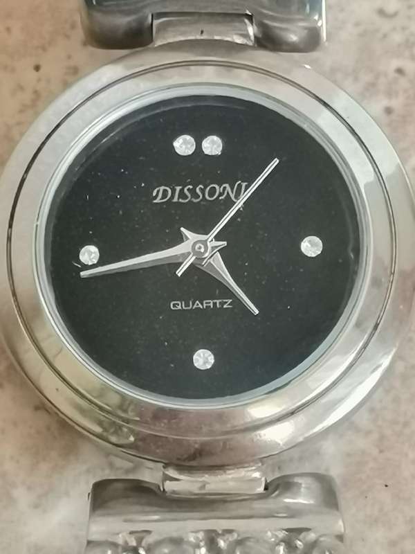 LADIES DISSONI WATCH IN EXCELLENT WORKING CONDITION