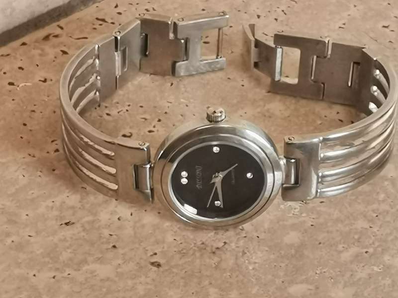 LADIES DISSONI WATCH IN EXCELLENT WORKING CONDITION