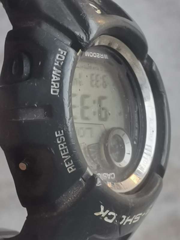 MENS CASIO G-SHOCK G-2900 MENS DIGITAL WATCH IN EXCELLENT WORKING CONDITION