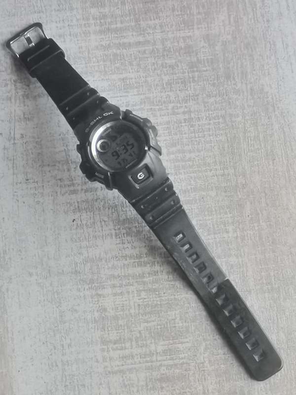 MENS CASIO G-SHOCK G-2900 MENS DIGITAL WATCH IN EXCELLENT WORKING CONDITION