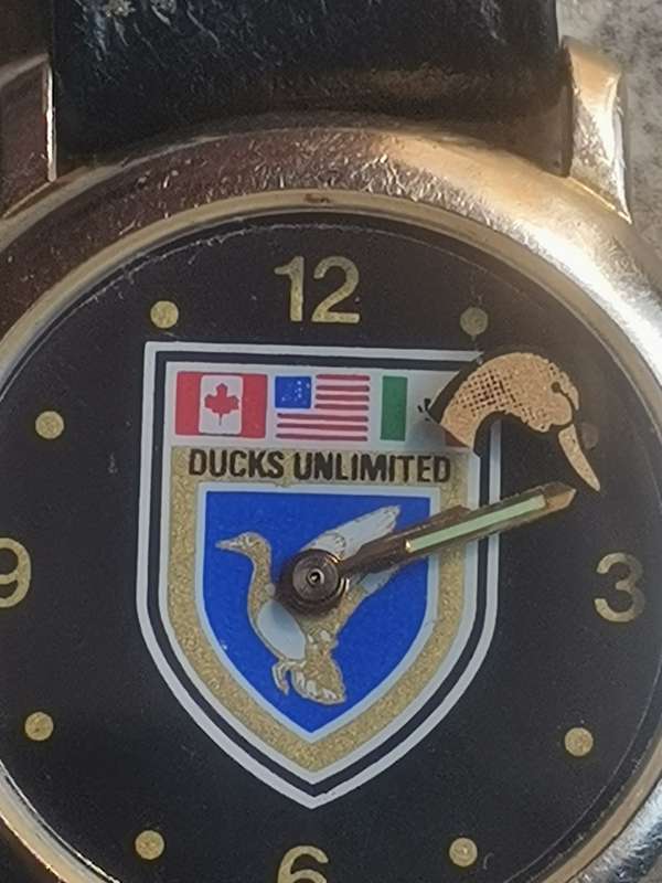 MENS DUCKS UNLIMITED QUARTZ WATCH IN EXCELLENT WORKING CONDITION