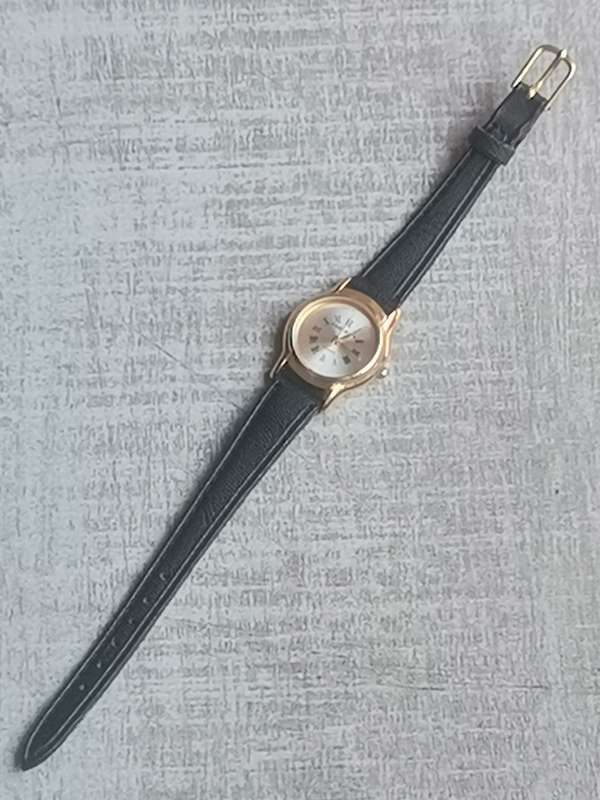 STUNNING LADIES GOLD PLATED WATCH IN EXCELLENT WORKING CONDITION