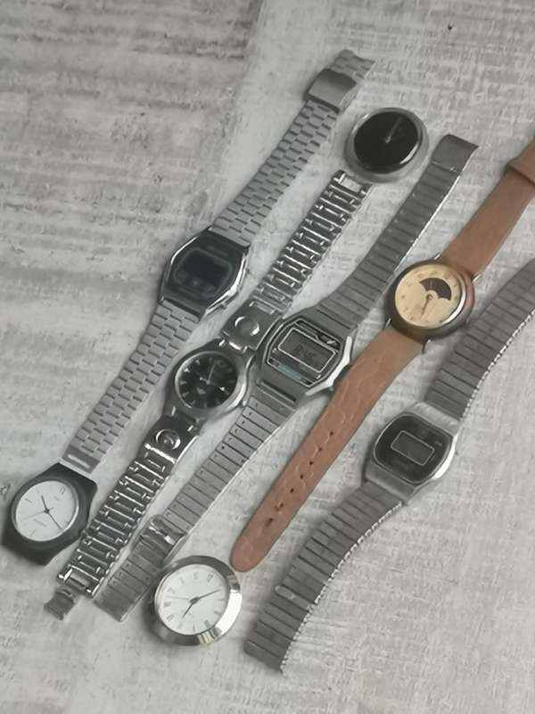 MENS UNTESTED WATCHES - BIDDING FOR ALL 8 WATCHES