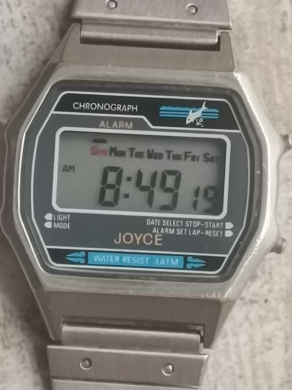 MENS UNTESTED WATCHES - BIDDING FOR ALL 8 WATCHES