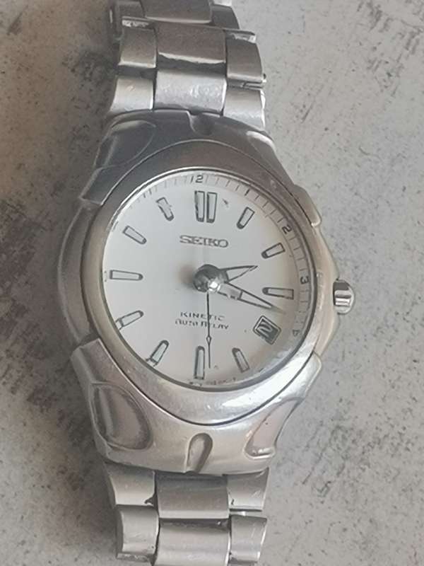 SEIKO KINETIC MENS WATCH IN EXCELLENT WORKING CONDITION