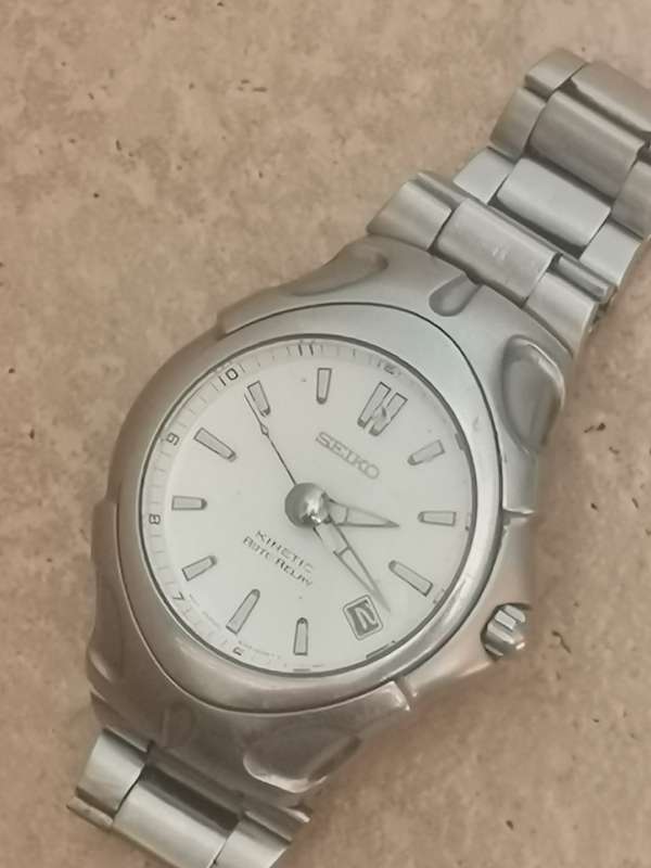 SEIKO KINETIC MENS WATCH IN EXCELLENT WORKING CONDITION