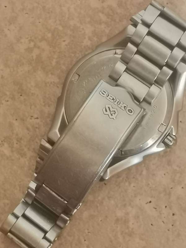 SEIKO KINETIC MENS WATCH IN EXCELLENT WORKING CONDITION
