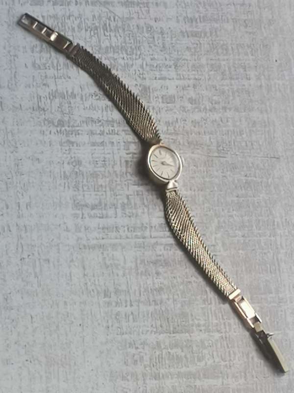 LADIES VINTAGE PIERPONT 17 JEWELS 20 MICRON GOLD WATCH IN EXCELLENT WORKING CONDITION