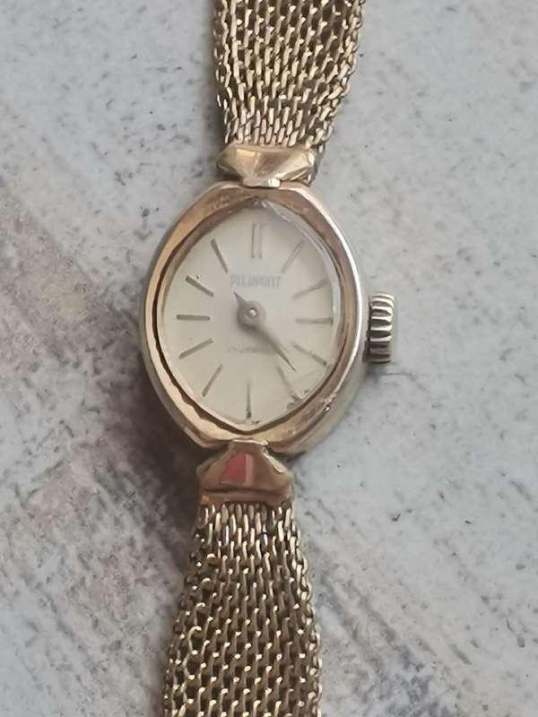 LADIES VINTAGE PIERPONT 17 JEWELS 20 MICRON GOLD WATCH IN EXCELLENT WORKING CONDITION