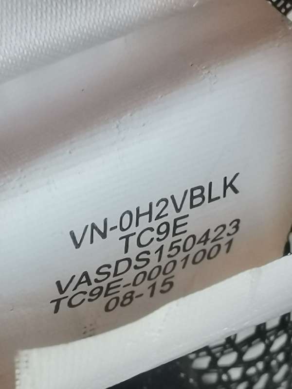 VANS ORIGINAL MENS BASEBALL CAP IN EXCELLENT CONDITION