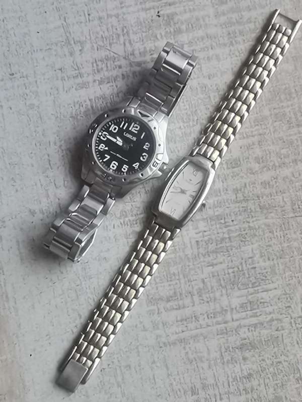 2 x LADIES/GIRLS WATCHES LORUS AND PANACHE BOTH WORKS FINE BIDDING FOR BOTH