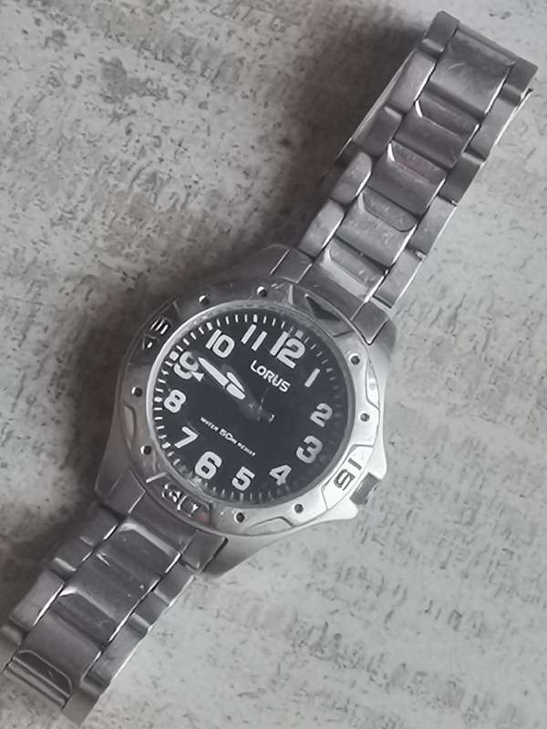 2 x LADIES/GIRLS WATCHES LORUS AND PANACHE BOTH WORKS FINE BIDDING FOR BOTH