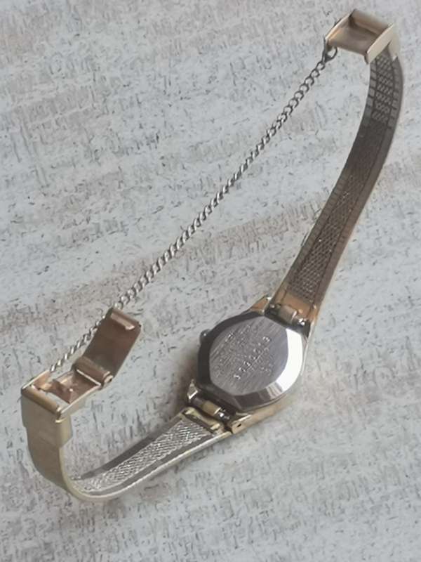 STUNNING LADIES CITIZEN GOLD PLATED WATCH IN EXCELLENT WORKING CONDITION