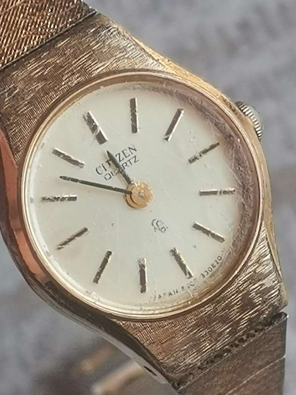 STUNNING LADIES CITIZEN GOLD PLATED WATCH IN EXCELLENT WORKING CONDITION