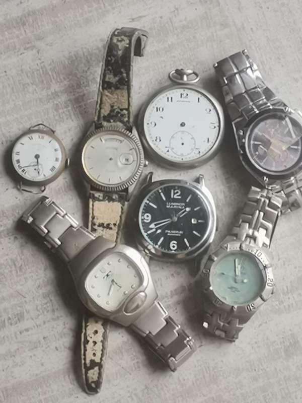 MENS VINTAGE WATCHES FOR SPARES OR REPAIRS