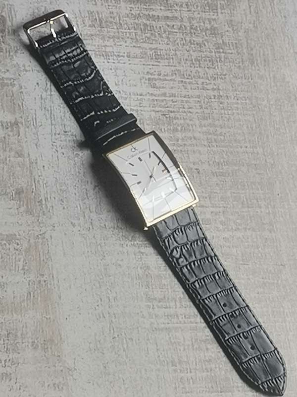MENS CALVIN KLEIN HUGE 45MM DIAL WATCH IN EXCELLENT WORKING CONDITION