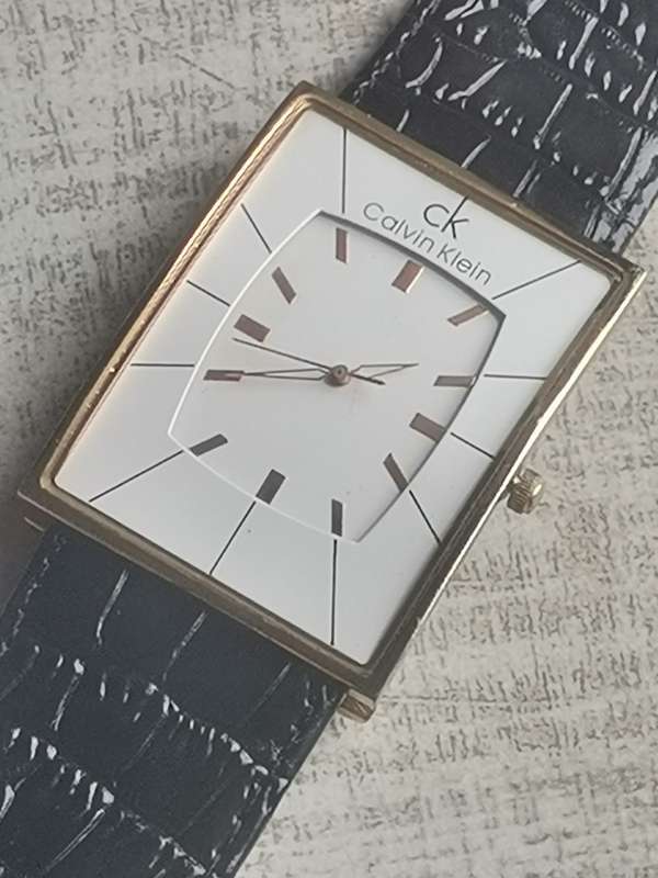 MENS CALVIN KLEIN HUGE 45MM DIAL WATCH IN EXCELLENT WORKING CONDITION