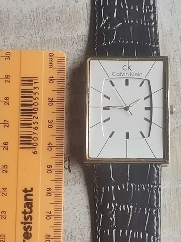 MENS CALVIN KLEIN HUGE 45MM DIAL WATCH IN EXCELLENT WORKING CONDITION