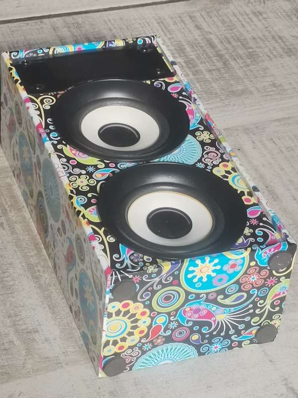 KTS-669A PORTABLE MINI BLUETOOTH SPEAKER NEW IN BOX