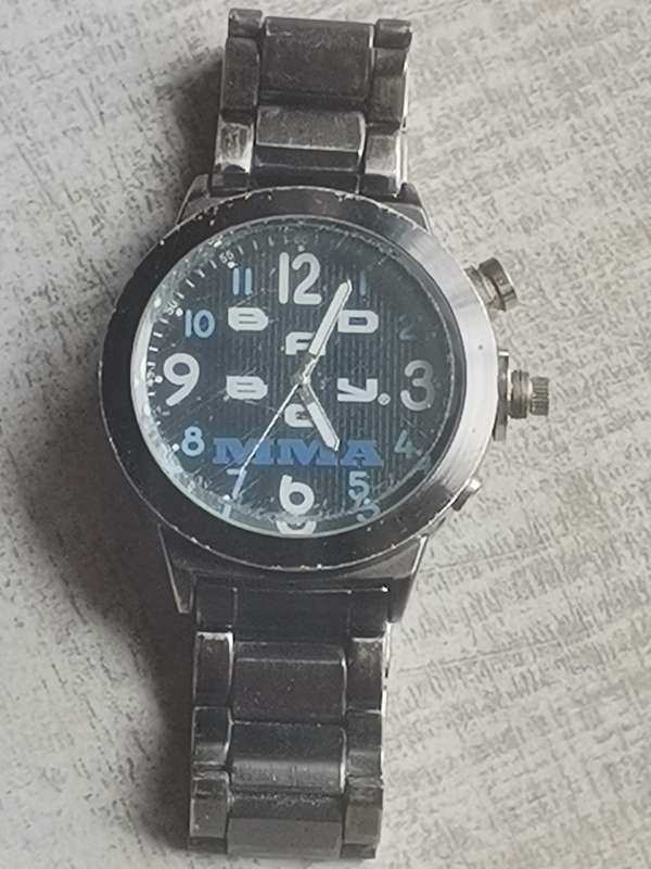 BAD BOY MENS WATCH IN EXCELLENT WORKING CONDITION