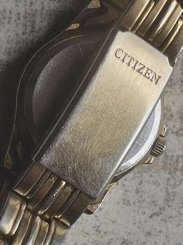 CITIZEN LADIES GOLD PLATED WATCH IN EXCELLENT WORKING CONDITION