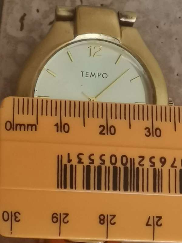 MENS GOLD TEMPO WATCH IN EXCELLENT WORKING CONDITION