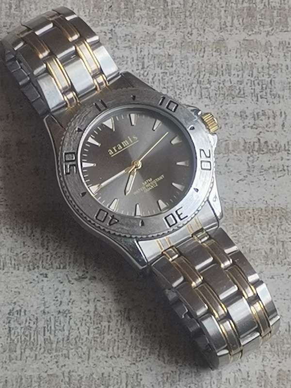 MENS FULL STAINLESS STEEL ARAMIS WATCH WITH ROTATING BEZEL IN EXCELLENT WORKING CONDITION