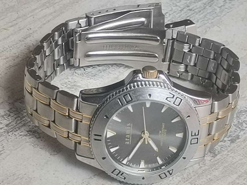 MENS FULL STAINLESS STEEL ARAMIS WATCH WITH ROTATING BEZEL IN EXCELLENT WORKING CONDITION