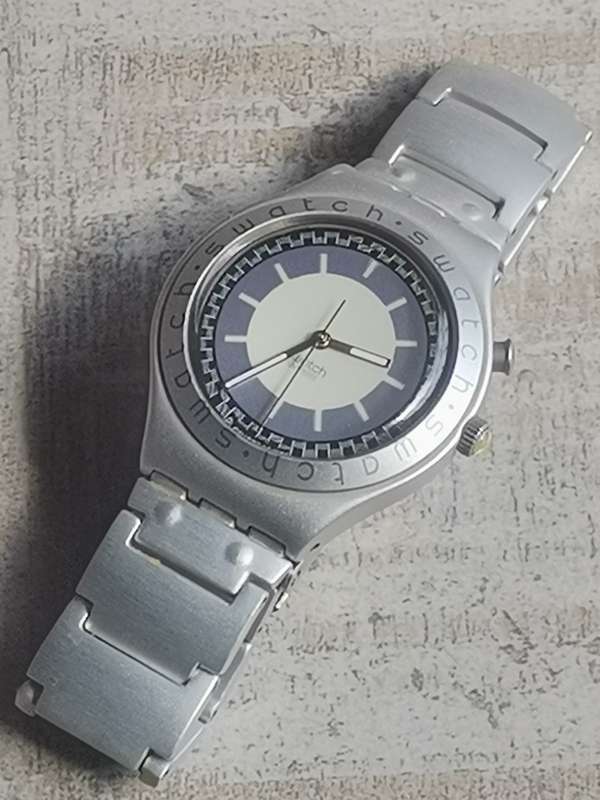 MENS SWATCH SWISS MADE WATCH IN EXCELLENT WORKING CONDITION