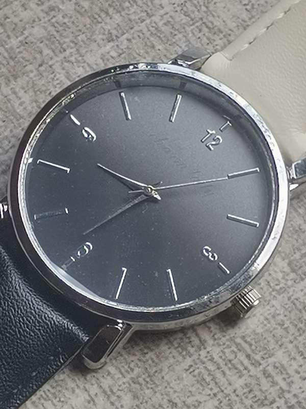 LADIES CHARM LADY WATCH IN EXCELLENT WORKING CONDITION