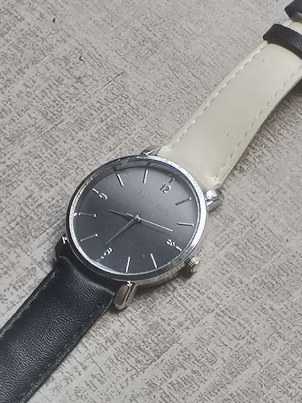LADIES CHARM LADY WATCH IN EXCELLENT WORKING CONDITION