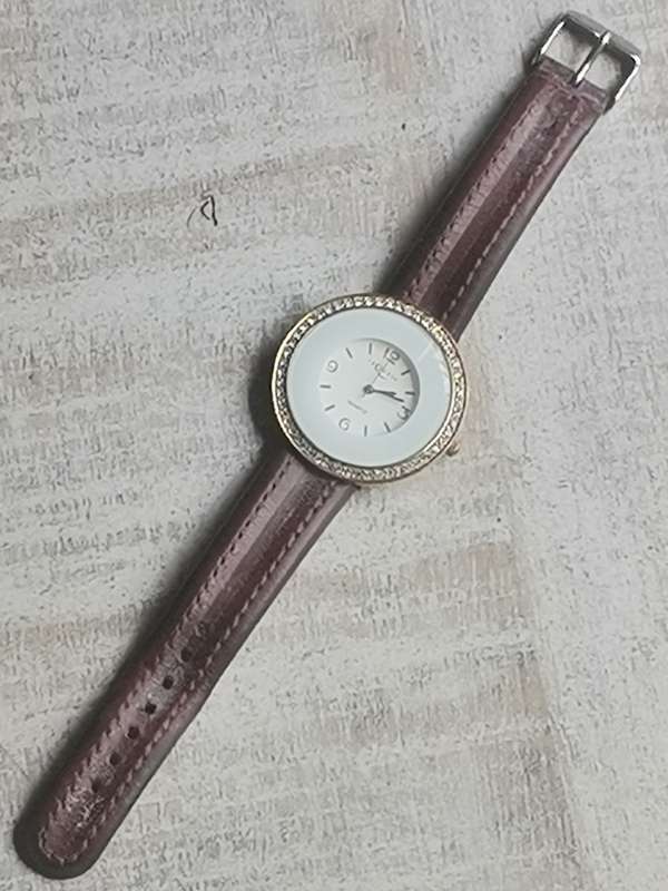 SEQUEL LADIES BIG DIAL WATCH IN EXCELLENT WORKING CONDITION