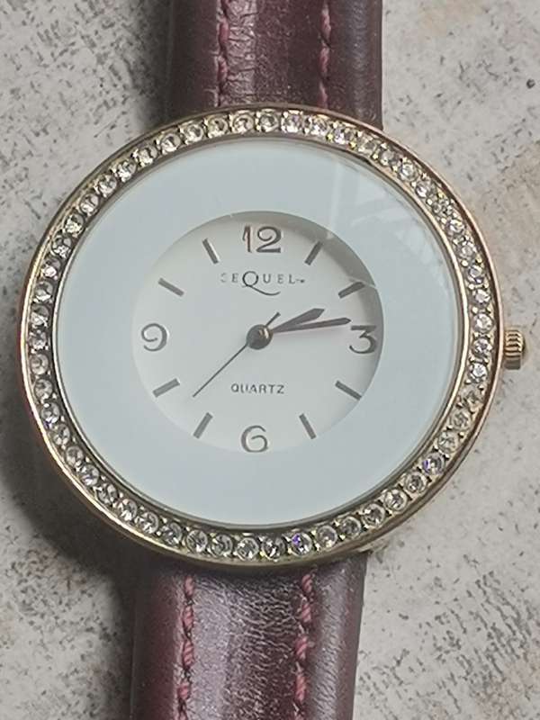 SEQUEL LADIES BIG DIAL WATCH IN EXCELLENT WORKING CONDITION