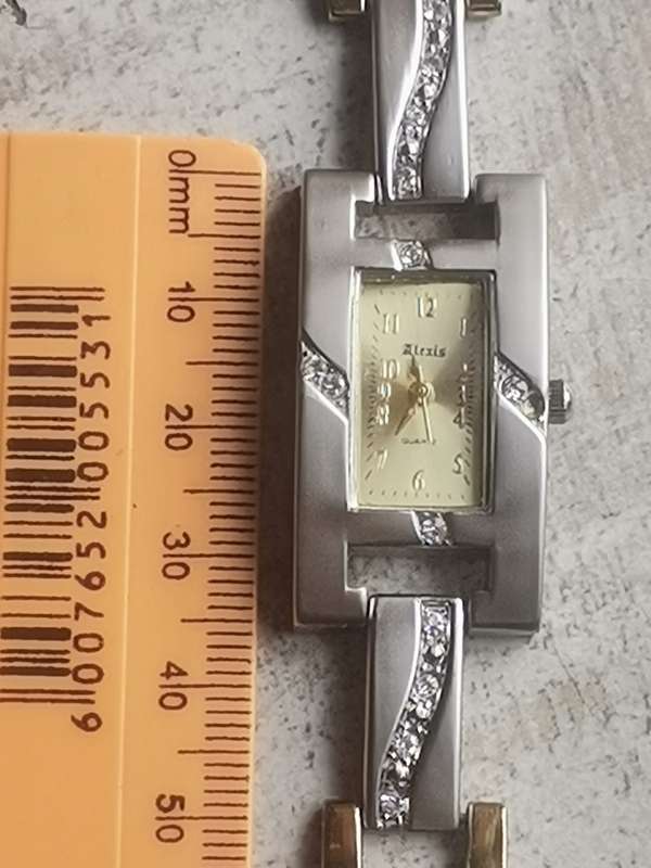 STYLISH ALEXIS LADIES WATCH IN EXCELLENT WORKING CONDITION