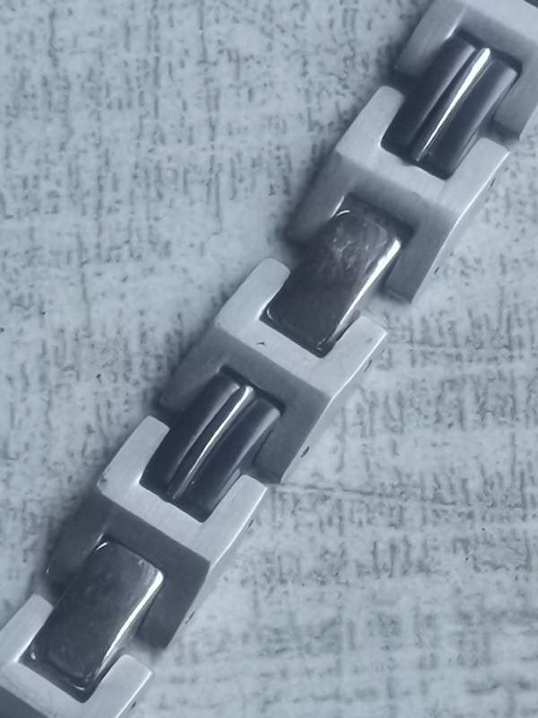 MENS STAINLESS STEEL BRACELET IN EXCELLENT CONDITION