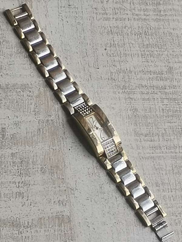 LADIES 2 TONE LANCO WATCH IN EXCELLENT WORKING CONDITION