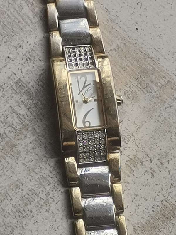 LADIES 2 TONE LANCO WATCH IN EXCELLENT WORKING CONDITION