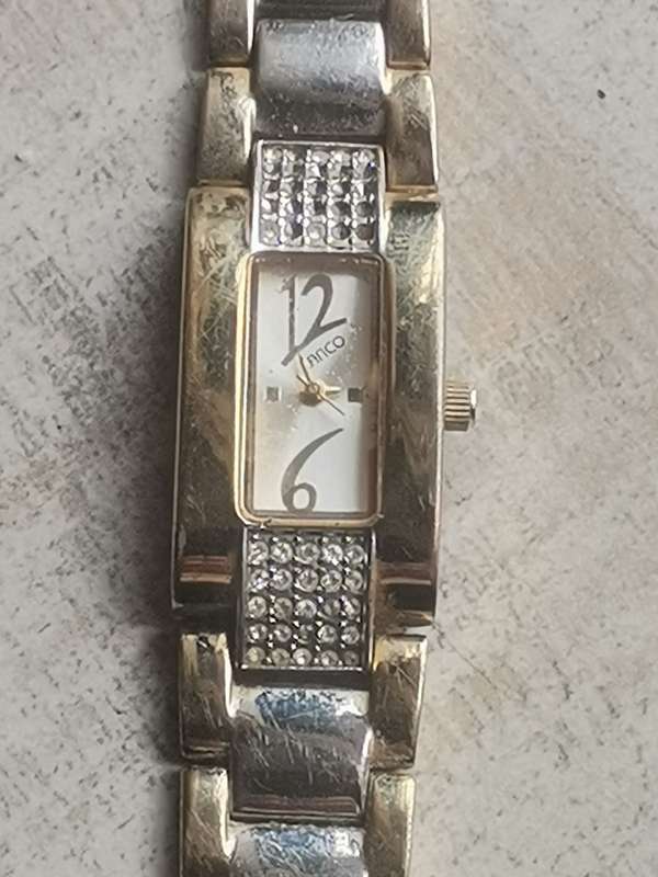 LADIES 2 TONE LANCO WATCH IN EXCELLENT WORKING CONDITION