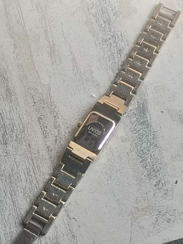 LADIES 2 TONE LANCO WATCH IN EXCELLENT WORKING CONDITION