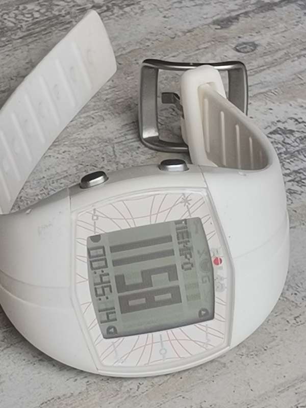 MENS POLAR F40 FITNESS AND HEART RATE MONITOR WATCH IN EXCELLENT WORKING CONDITION
