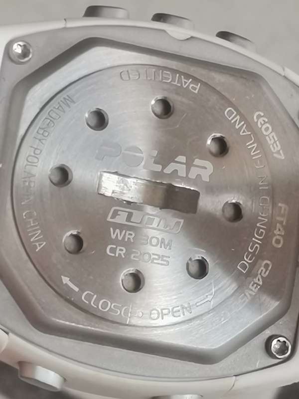 MENS POLAR F40 FITNESS AND HEART RATE MONITOR WATCH IN EXCELLENT WORKING CONDITION