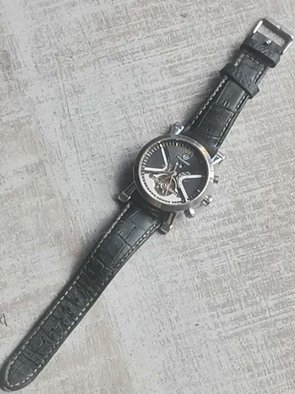 MENS FORSINING AUTOMATIC WATCH IN EXCELLENT WORKING CONDITION