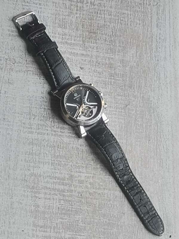 MENS FORSINING AUTOMATIC WATCH IN EXCELLENT WORKING CONDITION