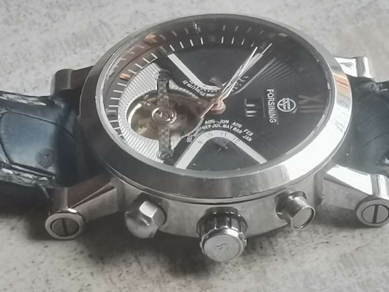 MENS FORSINING AUTOMATIC WATCH IN EXCELLENT WORKING CONDITION