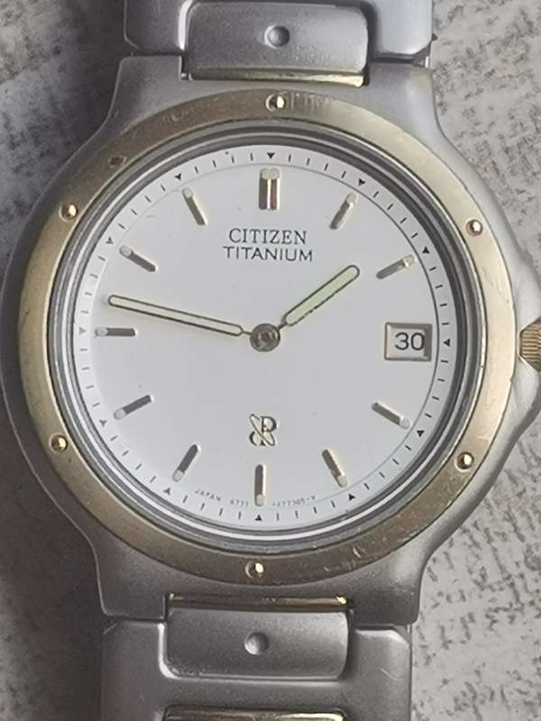 MENS CITIZEN TITANIUM WATCH - UNTESTED SELLING AS IS