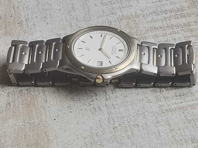 MENS CITIZEN TITANIUM WATCH - UNTESTED SELLING AS IS