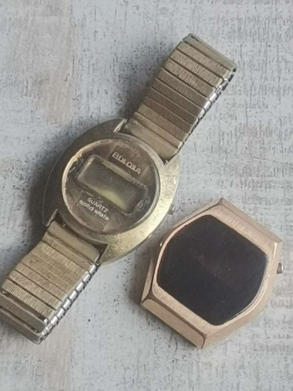 VINTAGE MENS BULOVA AND ORIS WATCHES - SELLING FOR SPARES OR REPAIRS