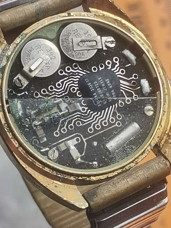 VINTAGE MENS BULOVA AND ORIS WATCHES - SELLING FOR SPARES OR REPAIRS