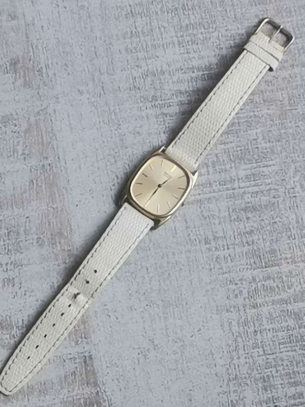 STUNNING AND ELEGANT LADIES SEIKO WATCH IN EXCELLENT WORKING CONDITION